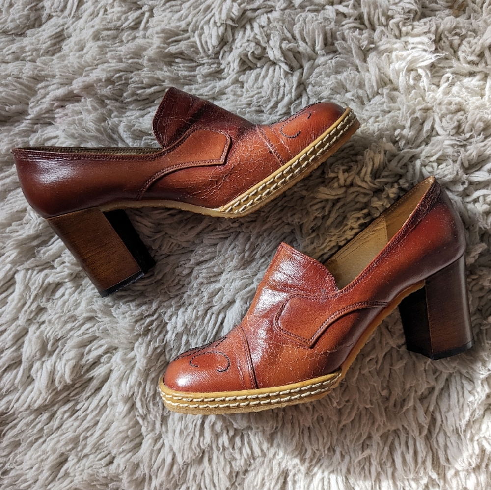 Vintage Brown Leather Heels